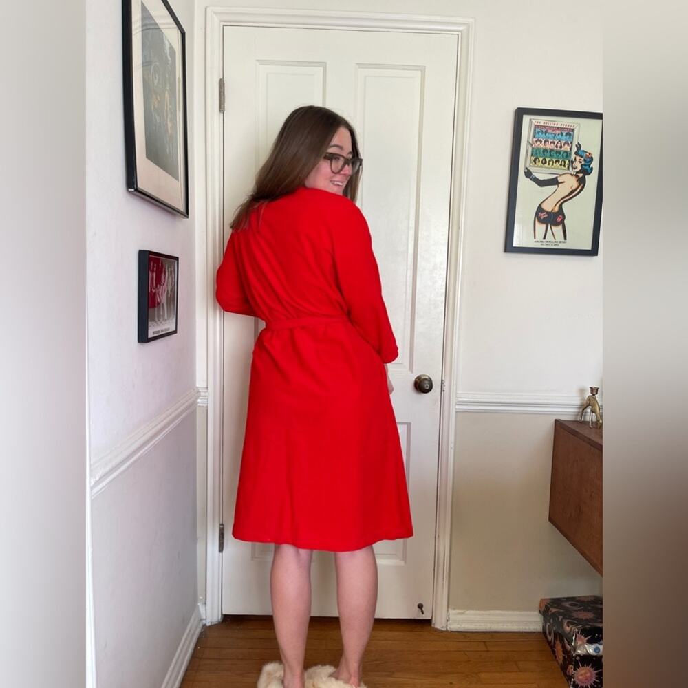 50s-60s Holiday Robe and Slipper Set - Picture 3 of 11